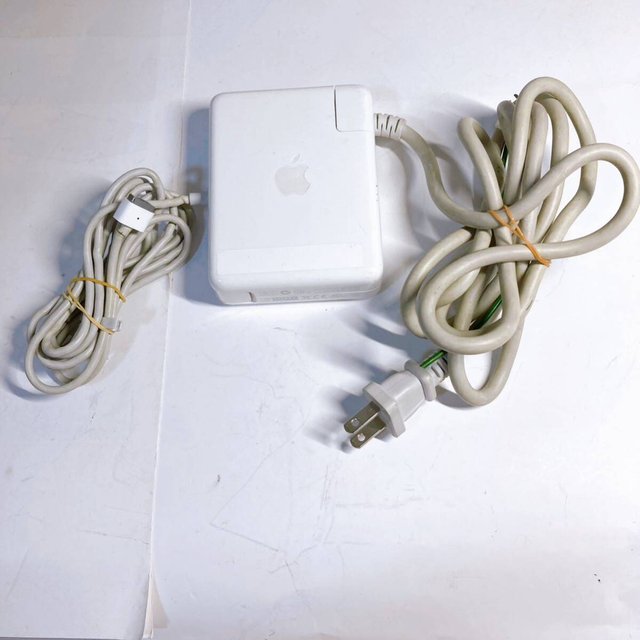 NEW For APPLE MAC 85W AC Power Adapter/Charger A1172